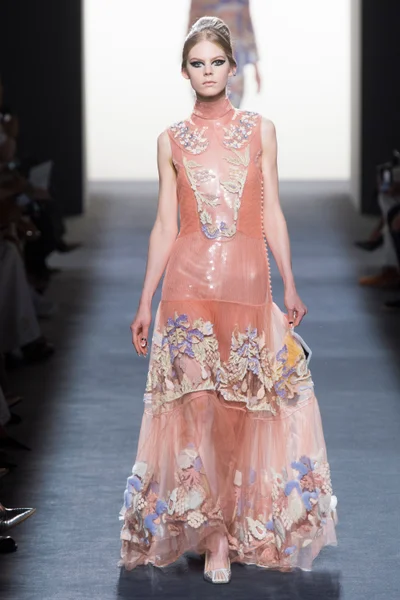 Look 8